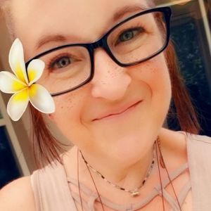 Meet your Posher, Traci